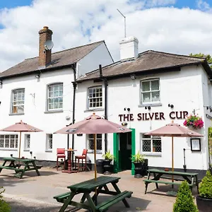 the-silver-cup.cambridgehotelsuk.com/