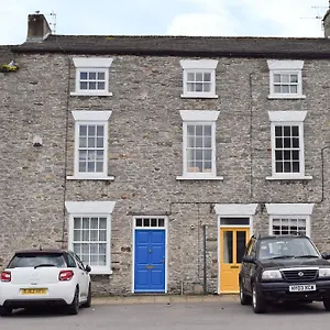 Clarksville Leyburn